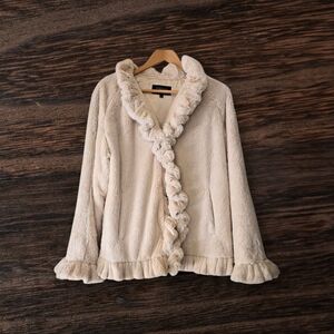 Damselle New York Faux Fur Ruffled Teddy Jacket – Size Medium